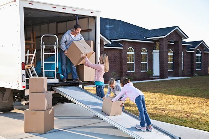Why Local Packers and Movers Make House Shifting in Hinjewadi Easier